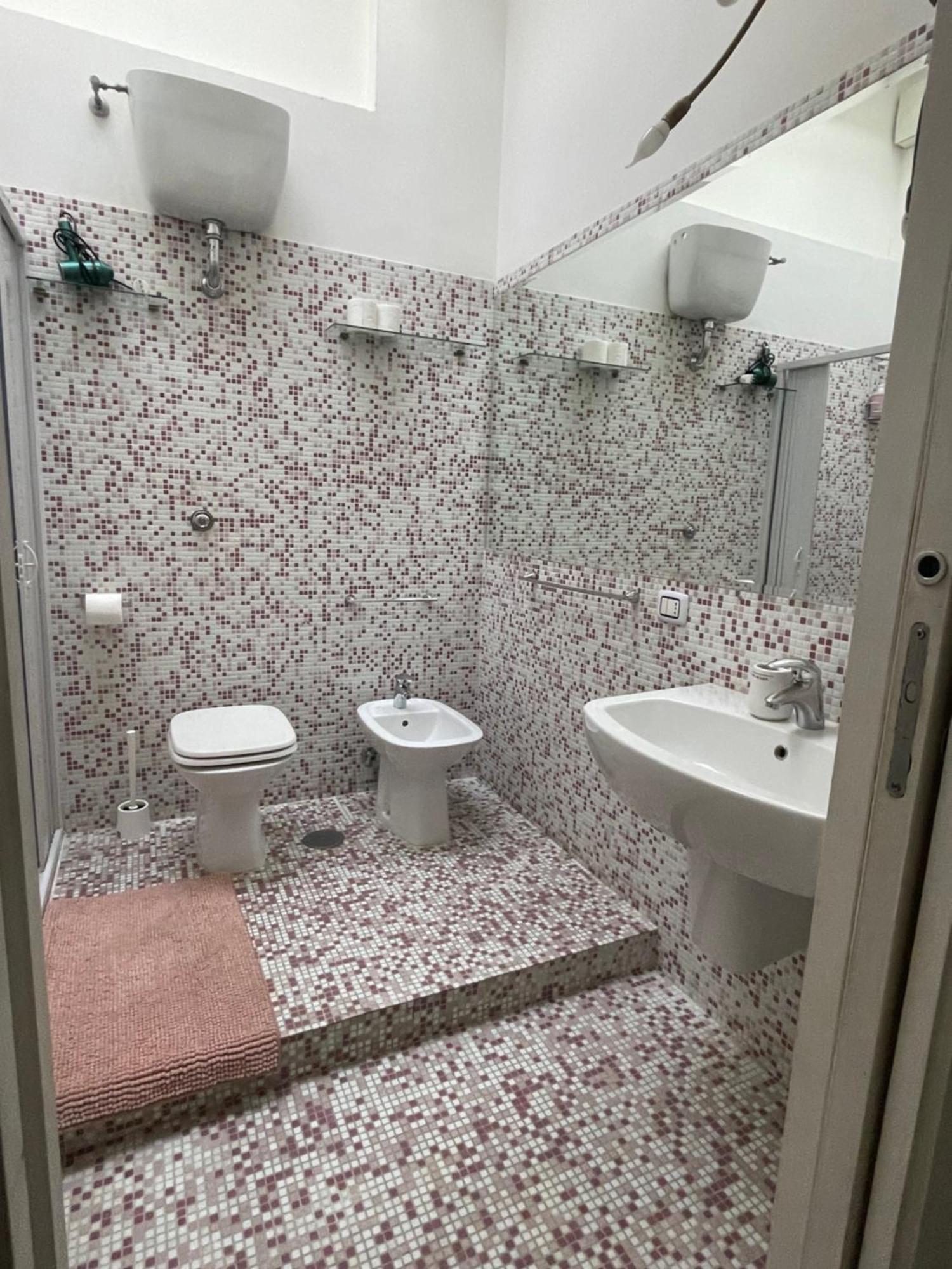 נאפולי Boat Room מראה חיצוני תמונה